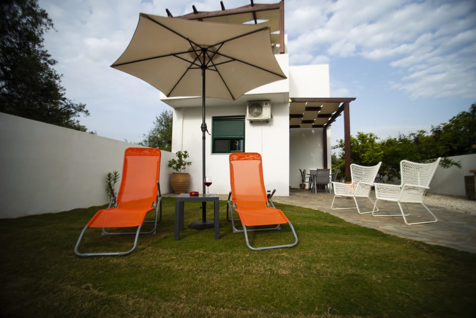 THE RELAXING YARD