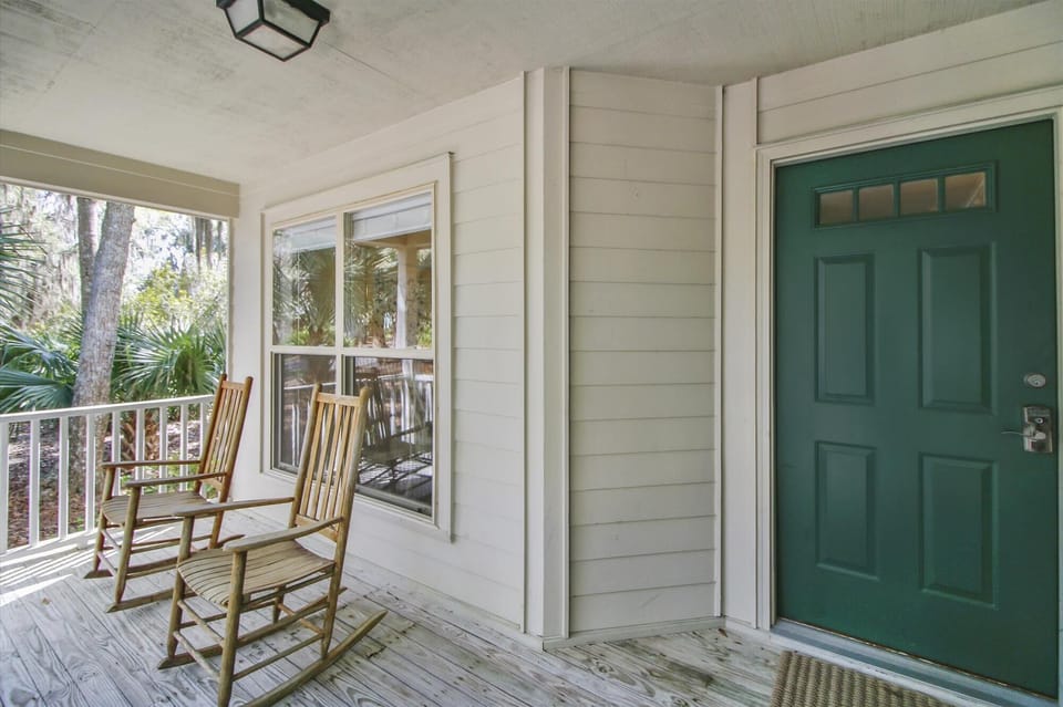 Floor Plan-Porch