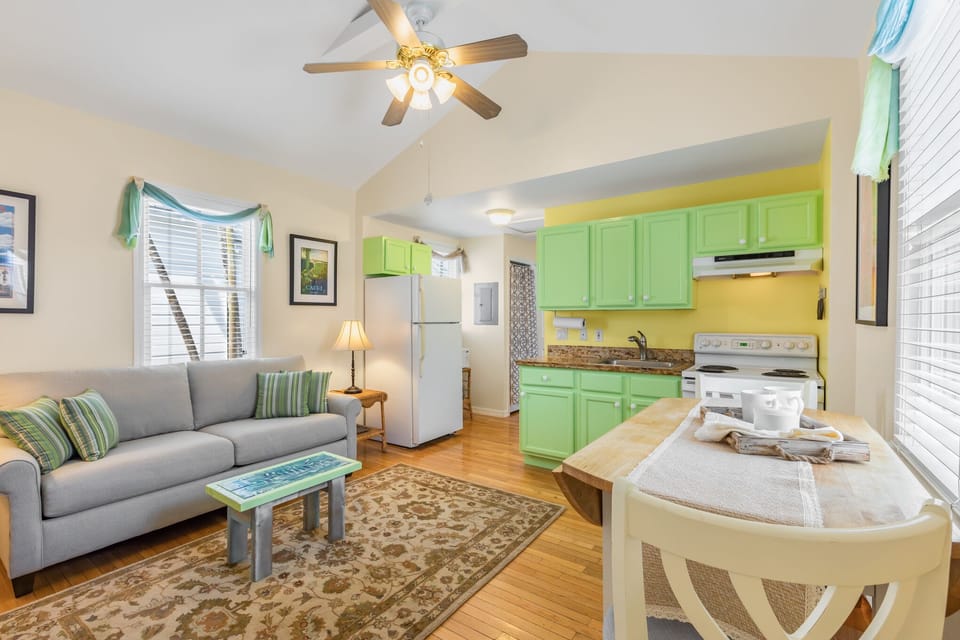 Natural lighting all around