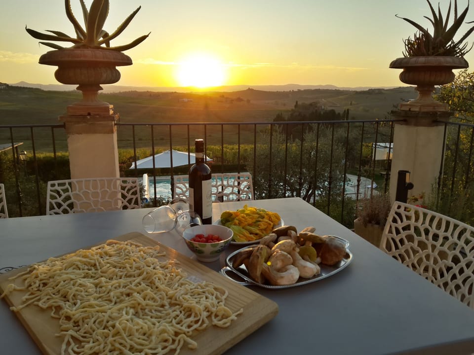 Dolce Vita Experiences - Tasty meals, fine wines and beautiful scenery