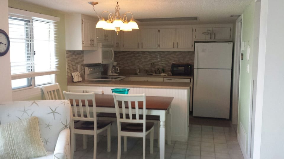 Dinette and Kitchen