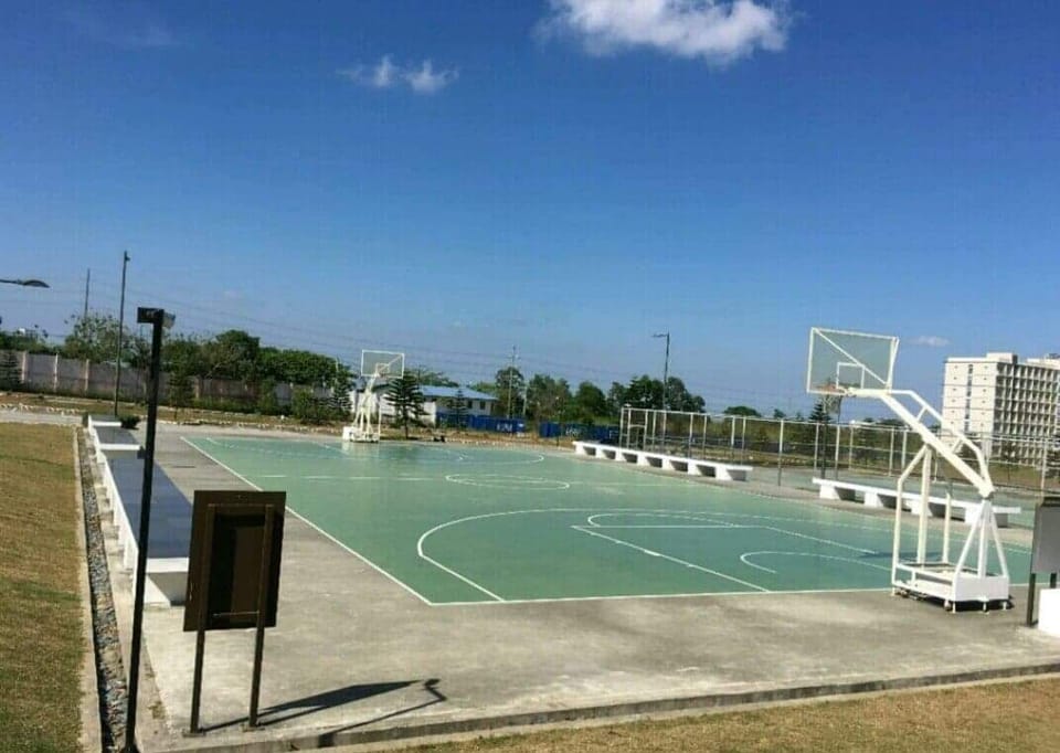 Sport court