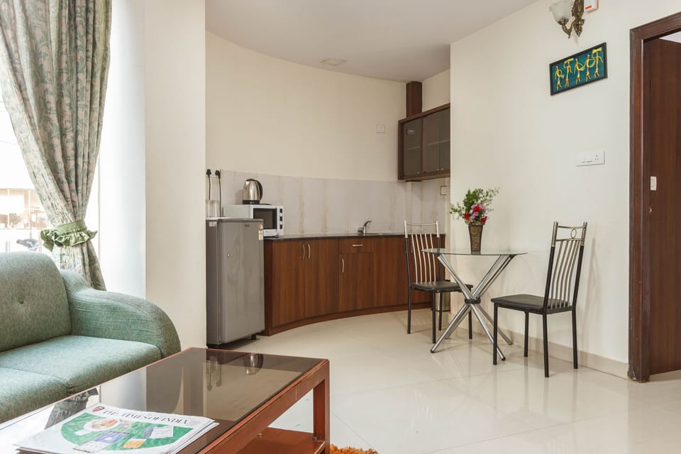 Kitchen & Dinning
