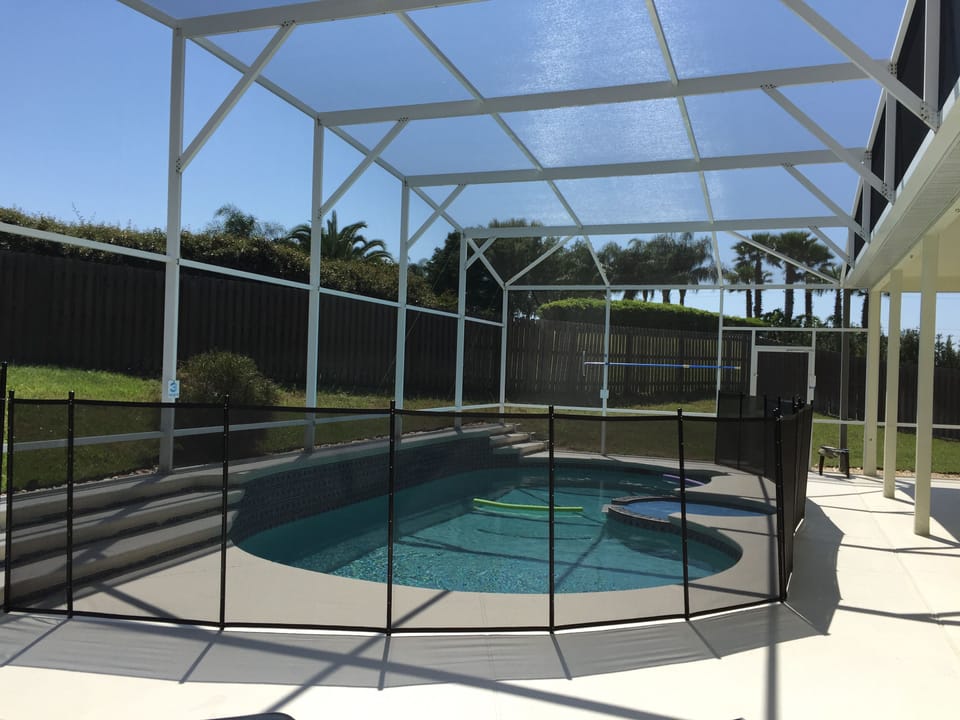 Child friendly pool area