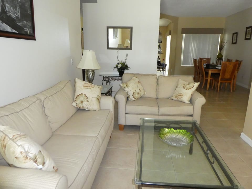 Front Lounge