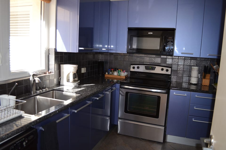 brand new Italian Snaidero kitchen
