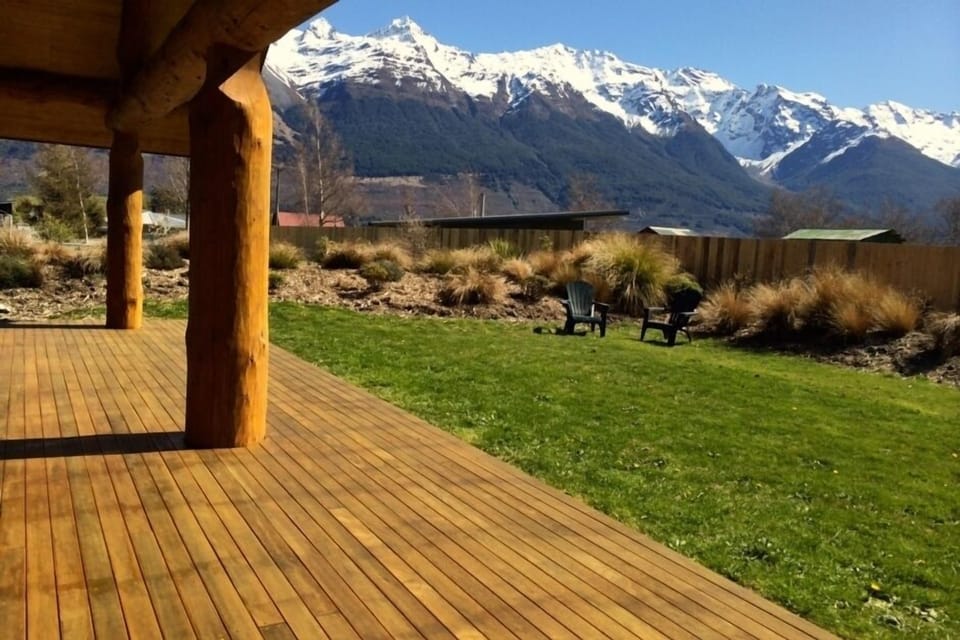 Glenorchy Log House - fully fenced yard with mountain views