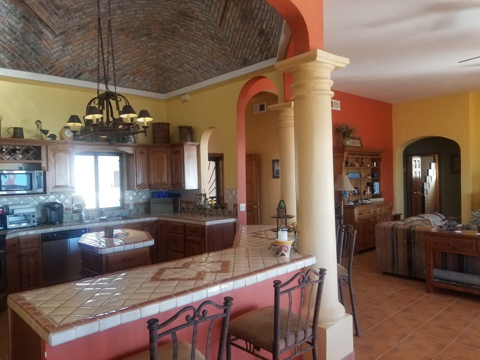 Well appointed kitchen. Ready to prepare family fun meals.