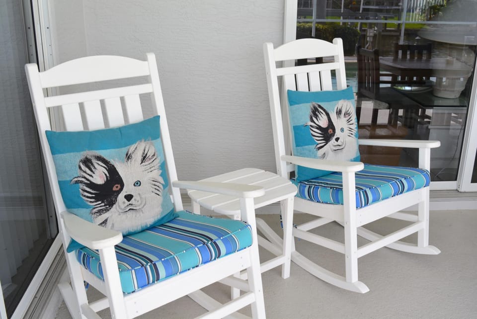 Relax and read a book in the lanai area