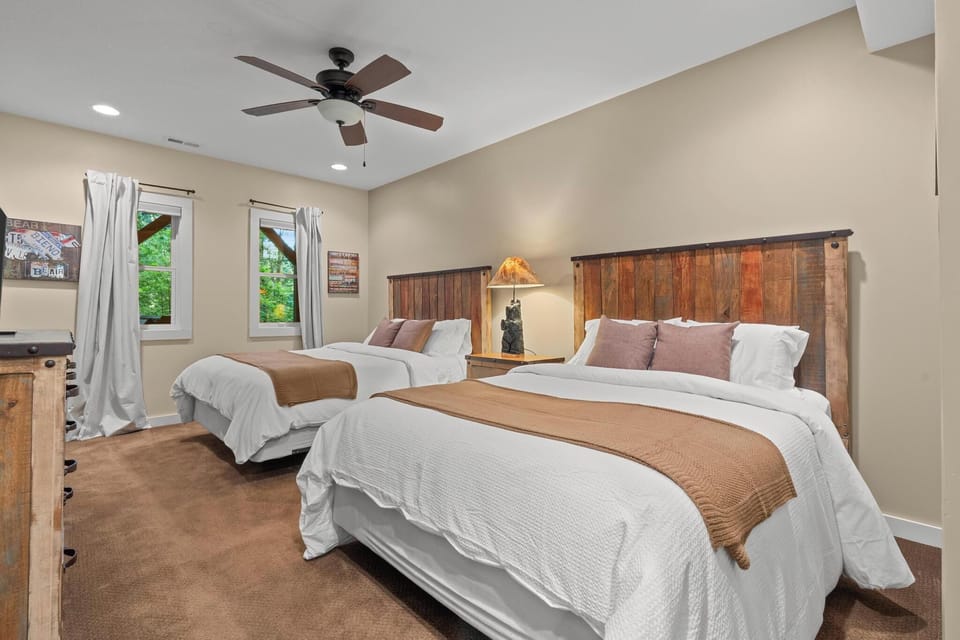 Experience comfort in our cozy cabin, featuring real beds and stunning mountain views.   Relax and unwind in nature’s embrace