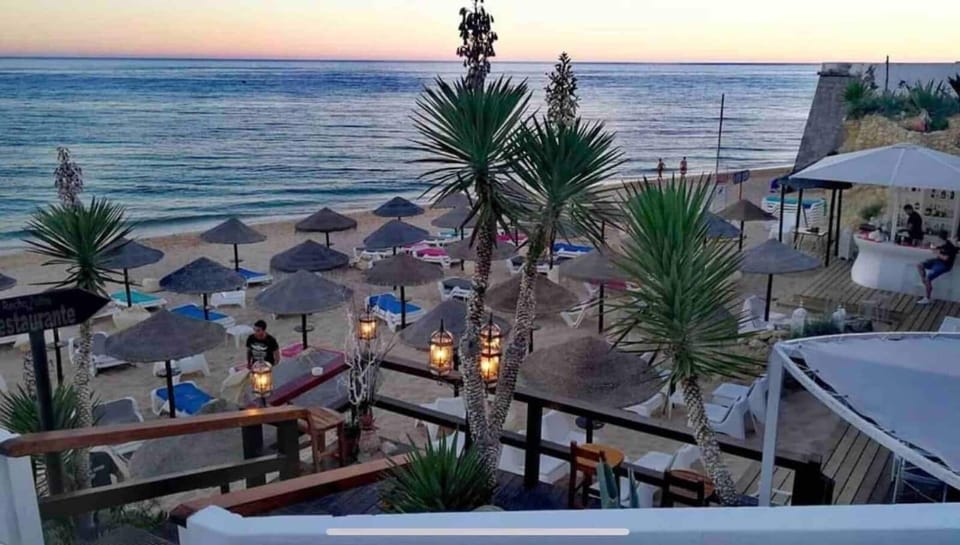 Rocha da Palha nearby beach bar and restaurant. 