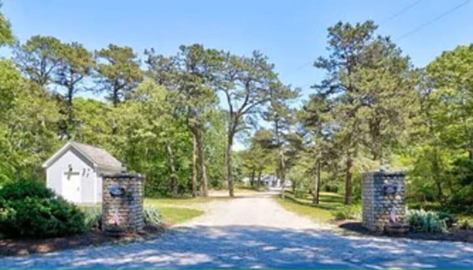 Entrance to Harbor Village