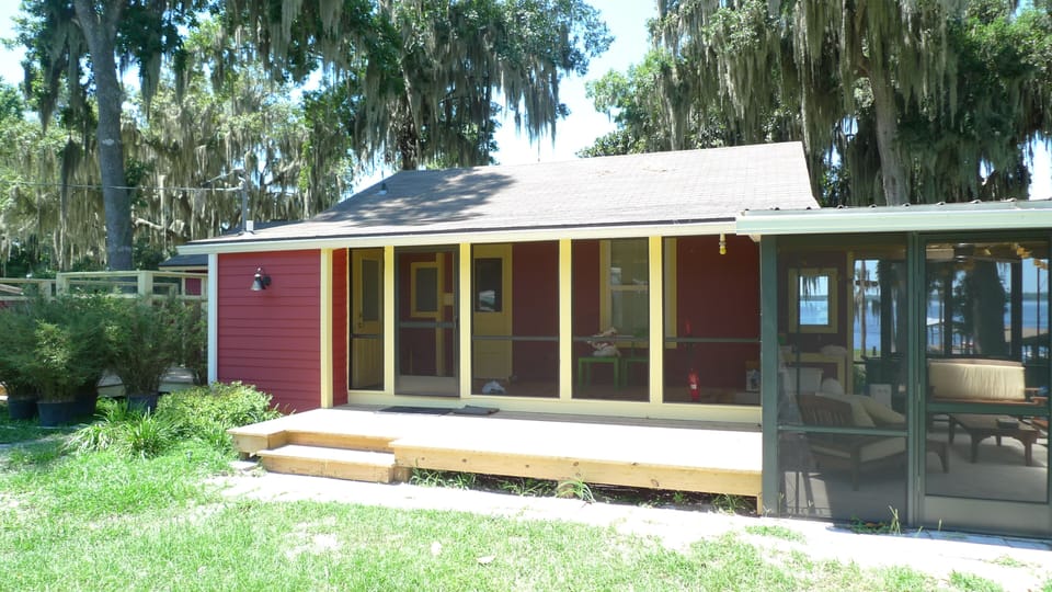Front elevation restored summer 2011 