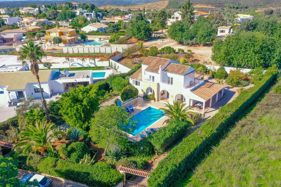 Villa within Monte Canelas