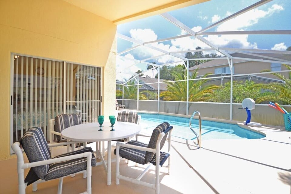 B20-Private Pool deck with table and chairs.jpg