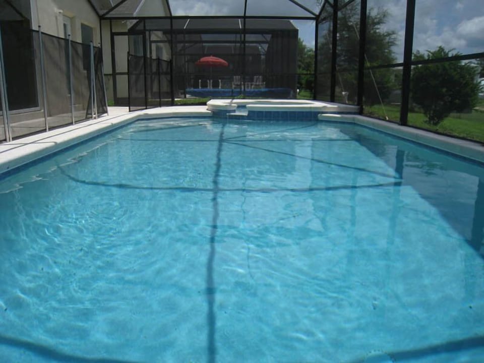 Private Pool with no rear neighbour
