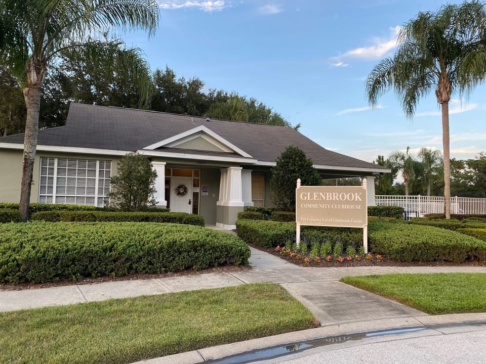 The house is located in resort community of Glenbrook