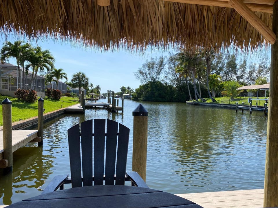 Relaxing Canal View