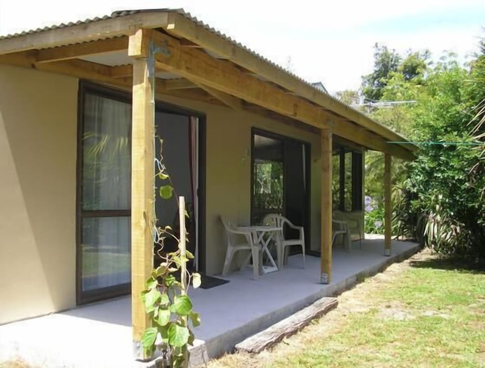 Front of cottage