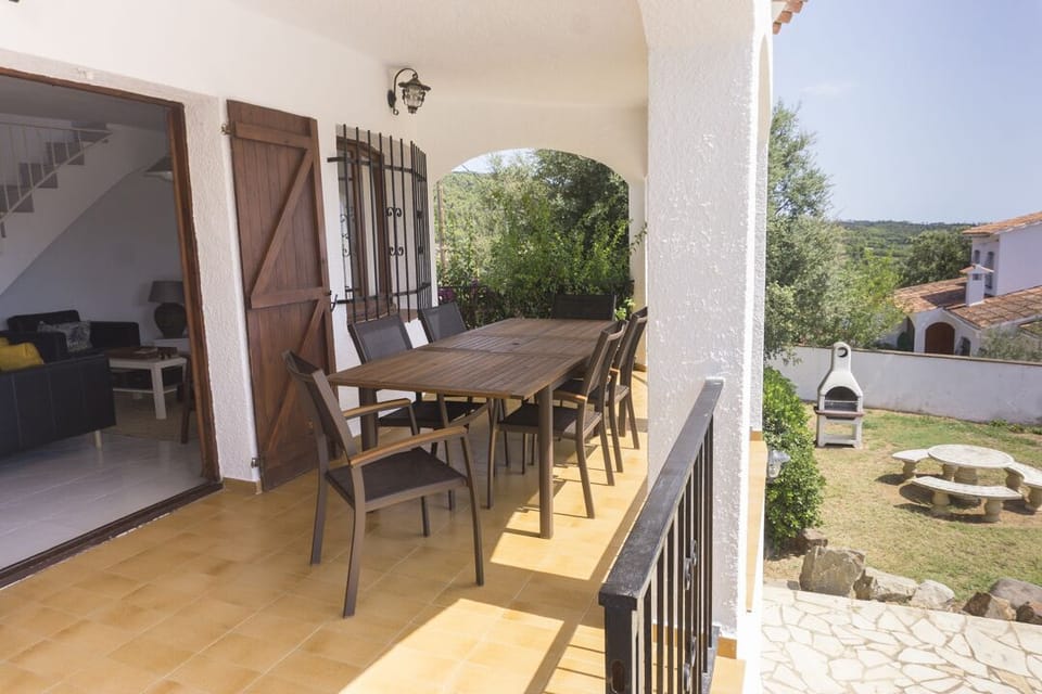 Dining terrace