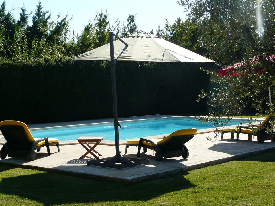 Holiday rental MOURIES Alpilles Provence house to rent with all comforts. villa heated pool Book online with Plaisirs & Maisons de Provence