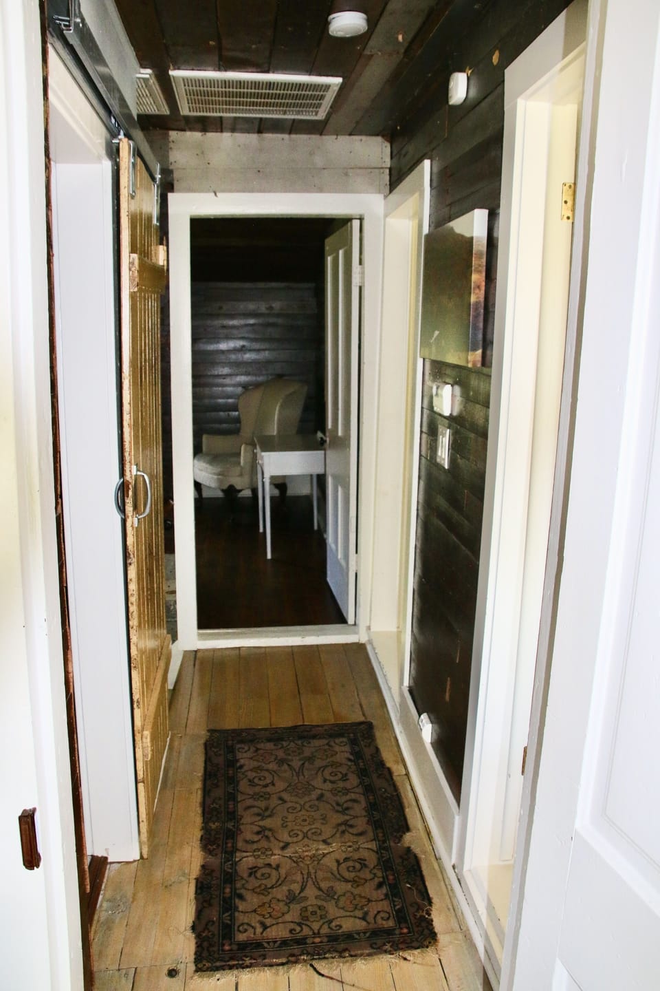 Hallway on 2nd floor leads to 4 bedrooms and a bathroom 