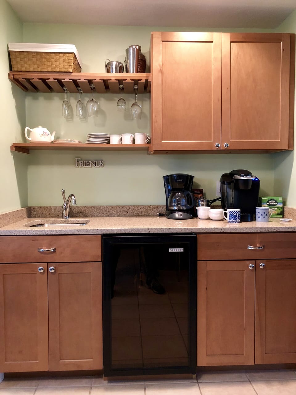 New Keuring coffee maker with pods
