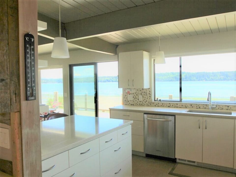 Open Kitchen