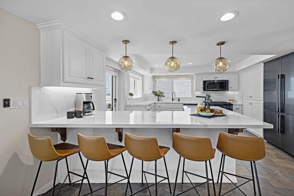Convenient breakfast bar