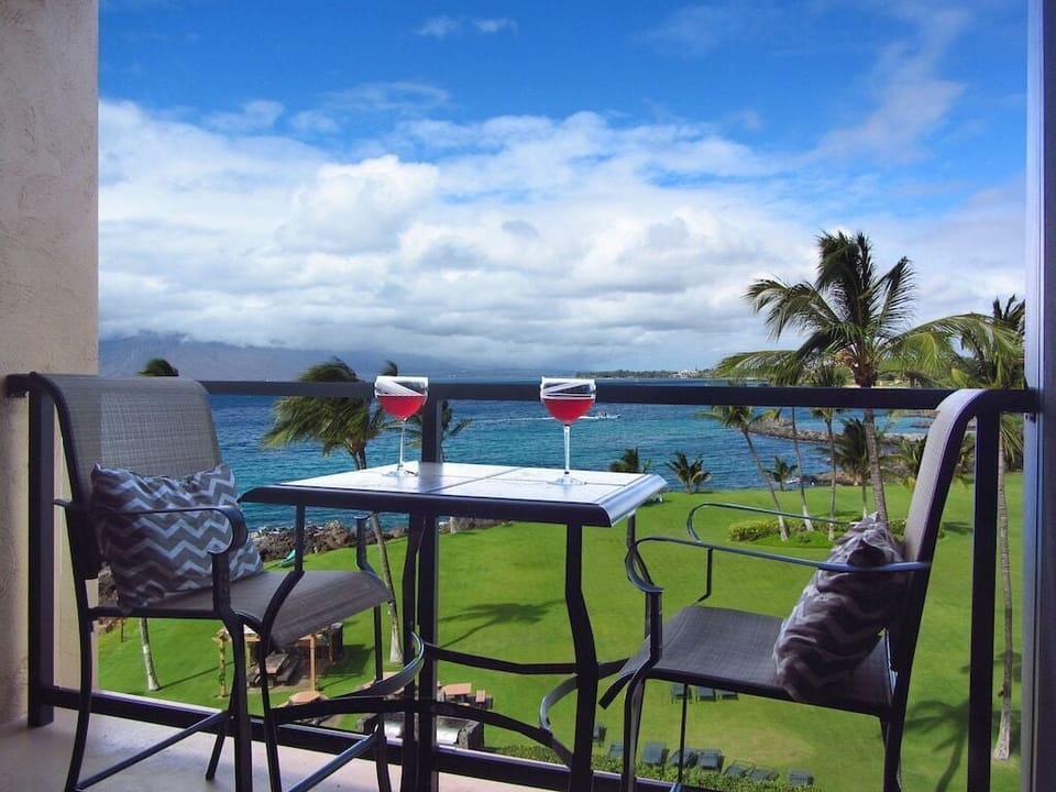 180 degree views from your lanai await you.