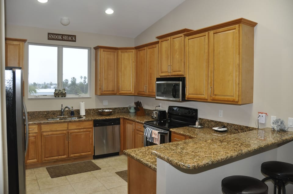 Full kitchen.  All kitchen essentials upgraded in 2019
