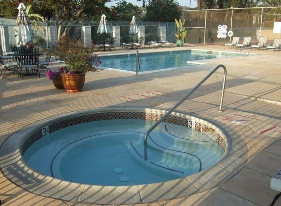 Oversized spa and heated pool