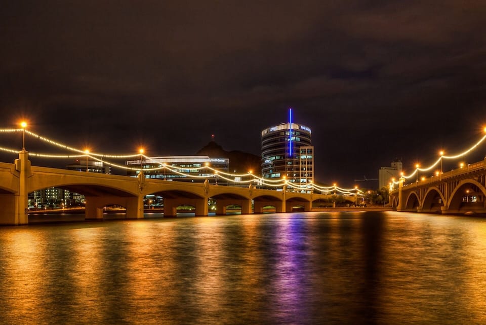 Mill Avenue Bridge, connecting downtown Tempe with Tempe Town Lake