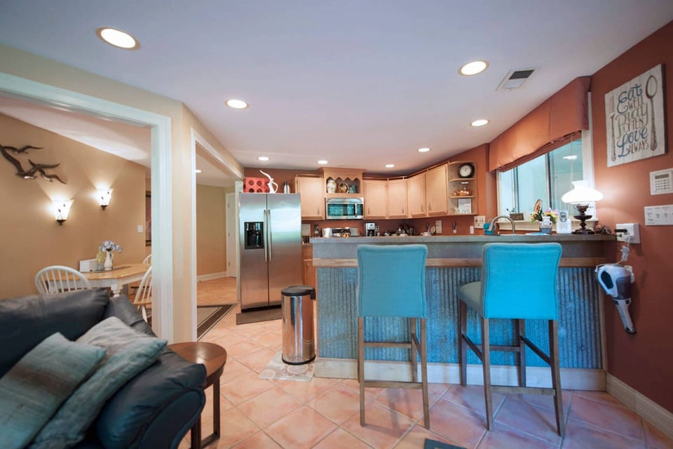 Open floor plan kitchen, living room space