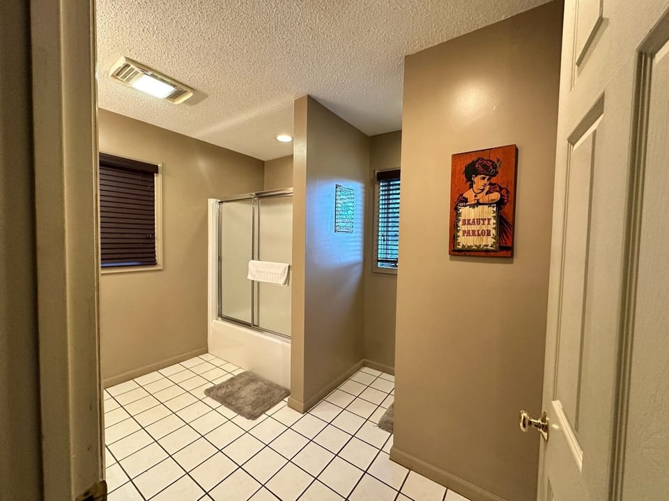 Full Bathroom - Top Floor 