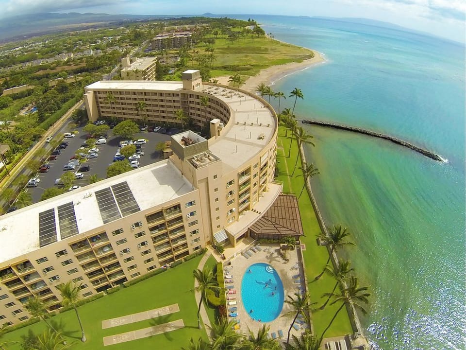 Aerial view of Menehune Shores looking toward Kihei
