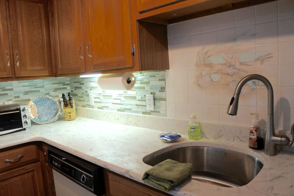 Full kitchen to prepare meals or snack for the beach day