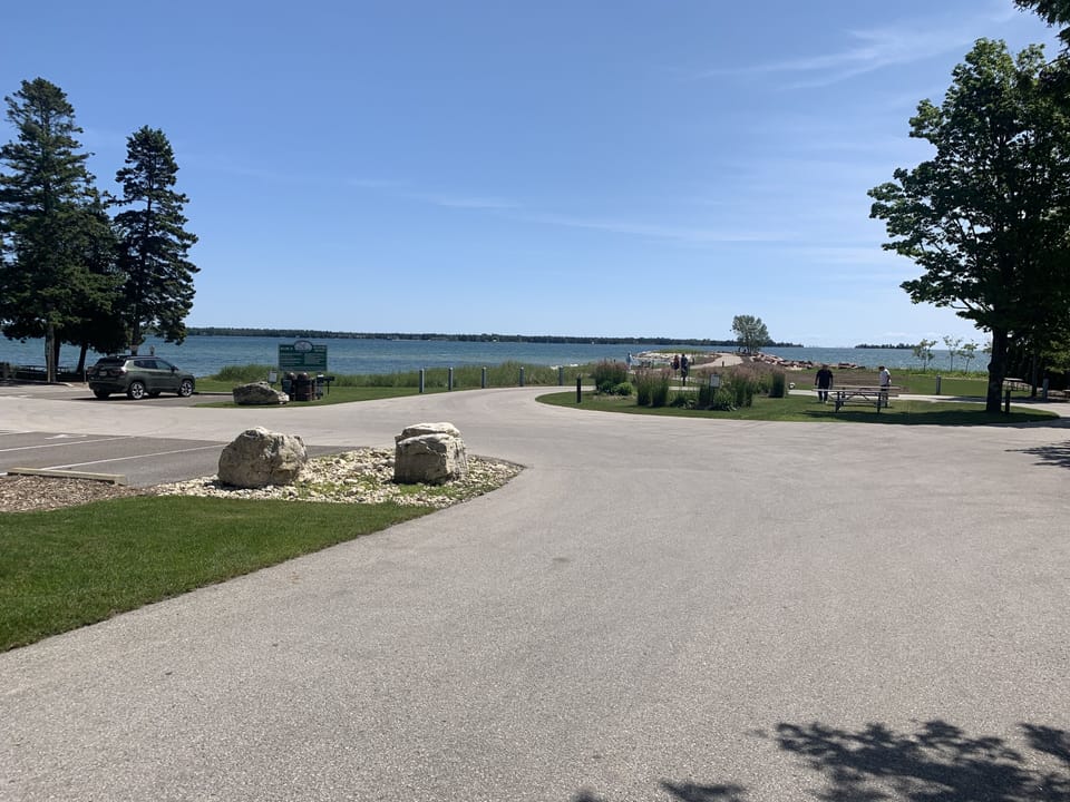 Anklam Park and beach is a few minutes from the Stone Cottage House