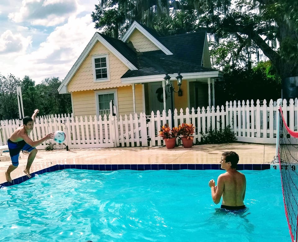 pool volleyball