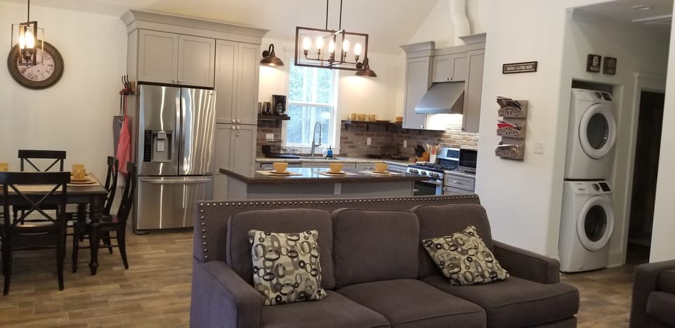 Panoramic view of common area.