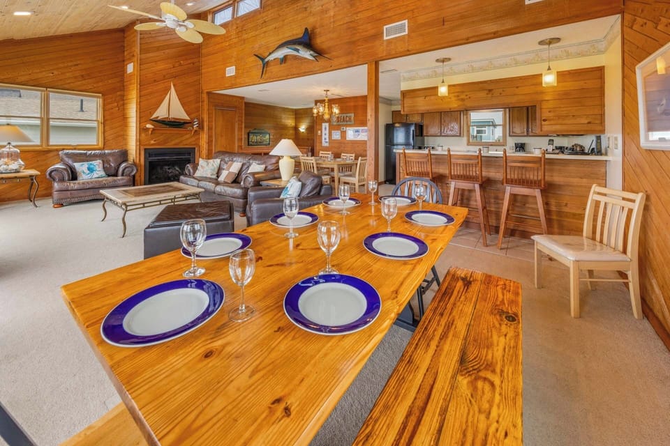 Surf or Sound Realty - 29 - Two Cay Seas - Dining Area -3