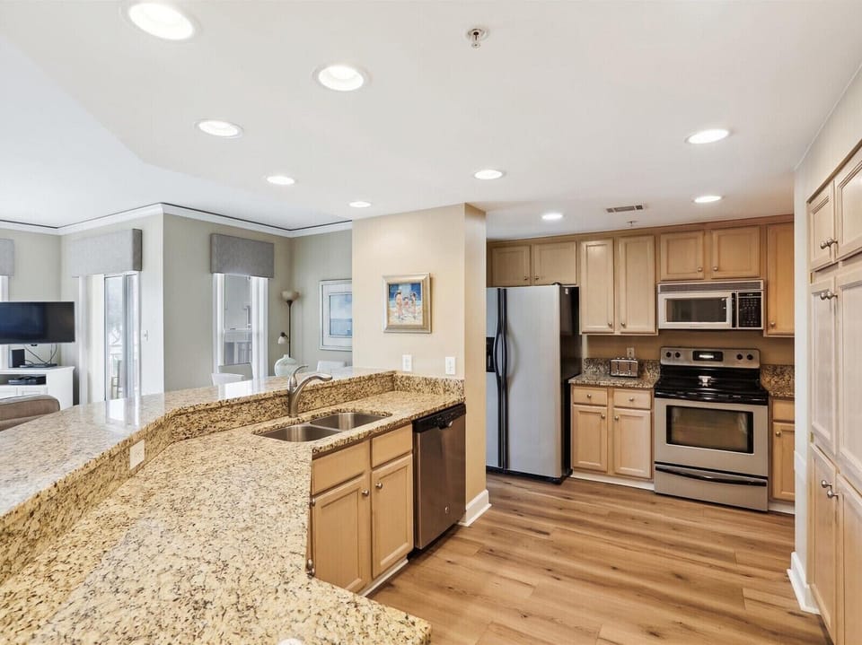 Kitchen at 6401 Hampton Place