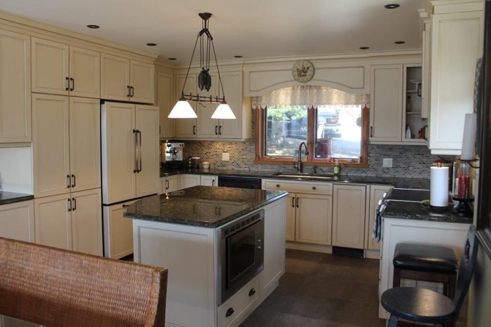 Chalet #2 Kitchen