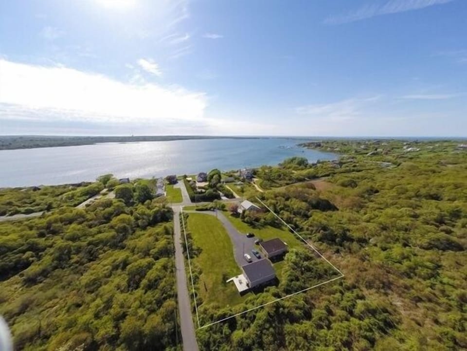 Aerial view of property 