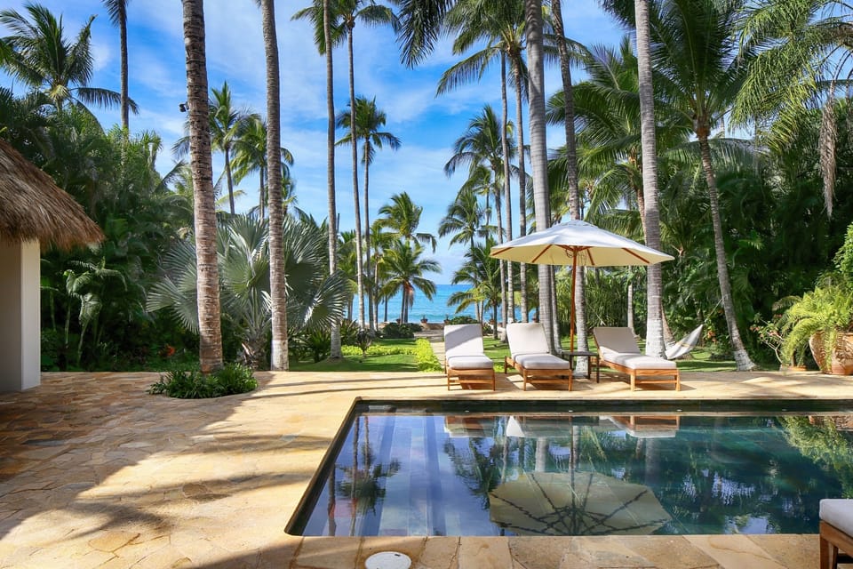 View from house to beach & ocean.