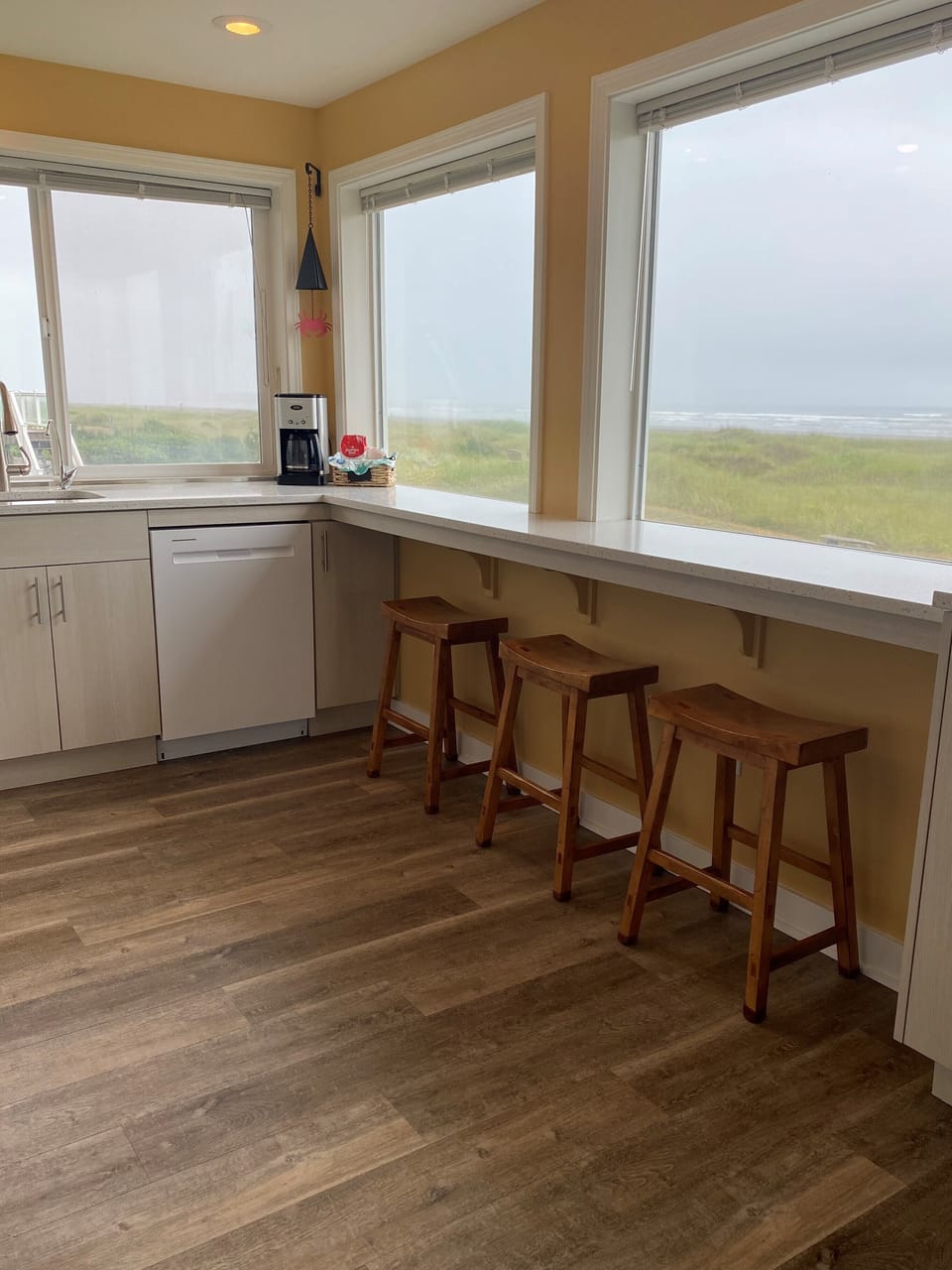 Kitchen bar with the best views!