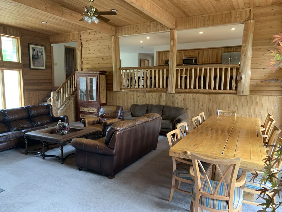 Living room and dining table for 12