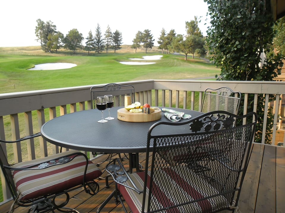Upper deck view of Elkhorn Golf Course.
