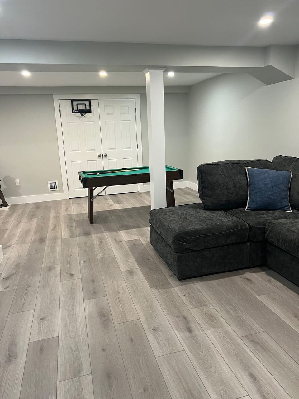 Mini Pool Table