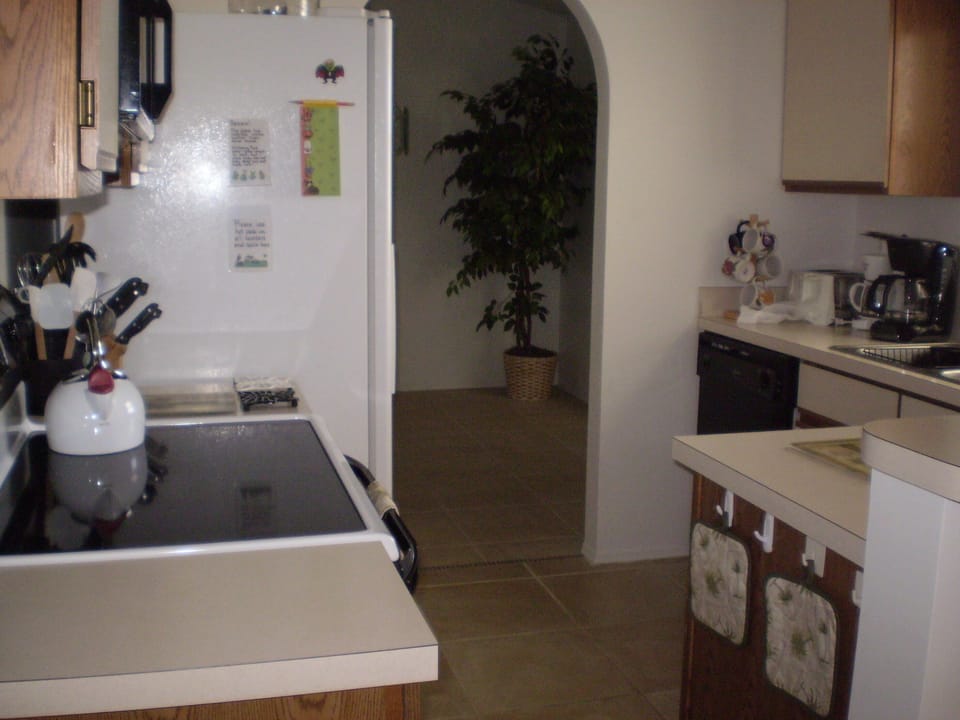 Galley Kitchen With Everything You Need!  Drip Coffee Maker and Keurig!!